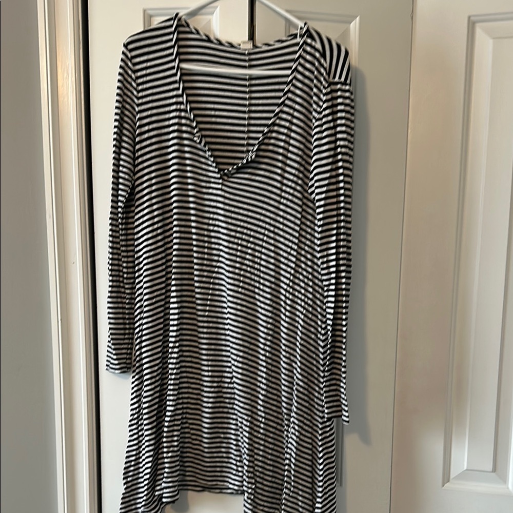 Volcom Black and White Striped Long Sleeve Dress